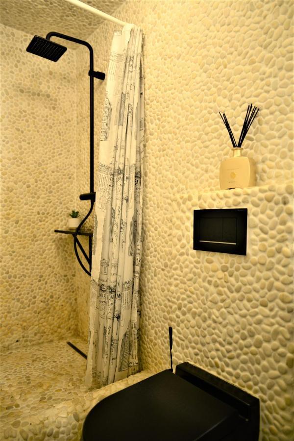 אנטוורפן Sleep Inn - Black And White Modern Flat With Cityview מראה חיצוני תמונה